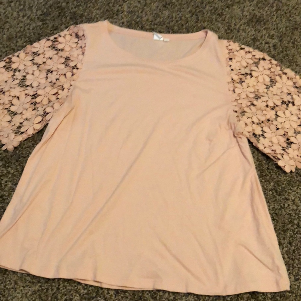 🖤4 for 25 Blush short sleeve top